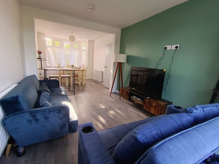 Stylish 3br Home Near Nec & Airport | Sleeps 6 - Solihull