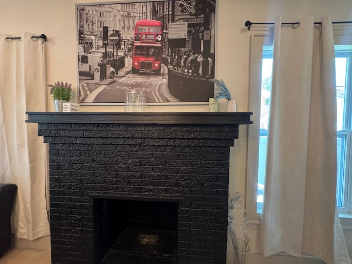 Oak Street Hideaway | Old Ne, Walk To The Pier - St. Petersburg, FL
