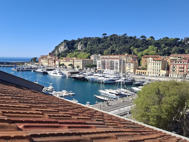 Studio Avec Vue Port De Nice, Cosy Et éQuipé - Nice