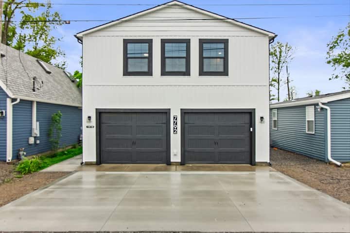 The Loft On Waterbury - Loft With A Water View! - Lakeview, OH