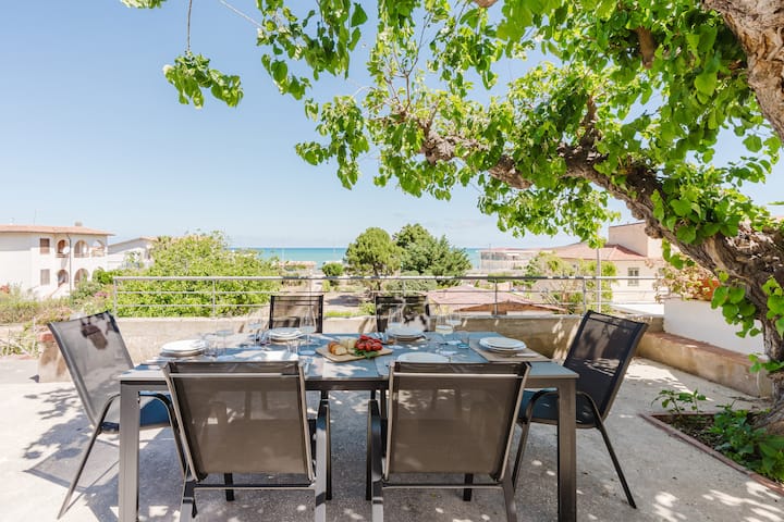 Villa Colombia, 300 Mt Dalla Spiaggia - Alcamo