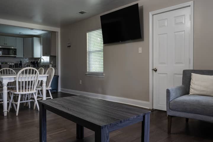 Cozy Family Home In Buford 3/2 (2k/1q) - Buford, GA