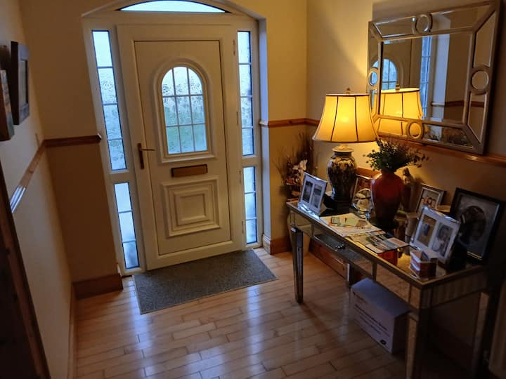 Roshinehill Seaview Ensuite Double Room Num 3 - Dunfanaghy