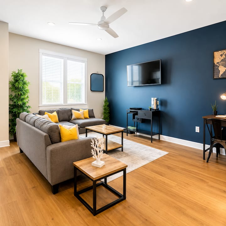 Modern Beach Stay·pool, Wifi And Free Parking - Leland, NC