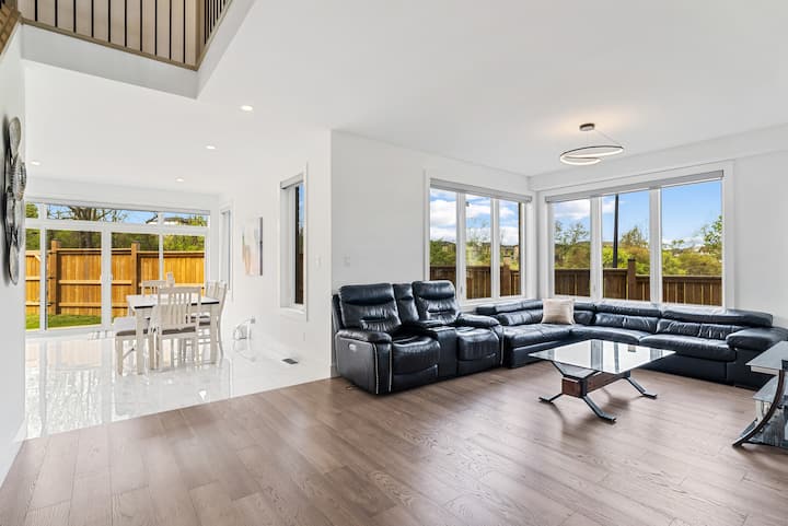 New 4 Bedroom Charming House - London, Ontario