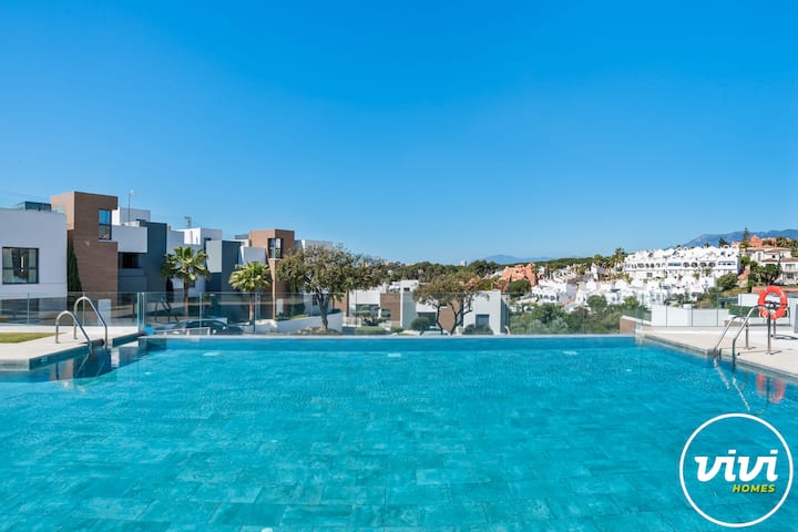 Queen | Sea Views - Golf - Mountain Views - Costa del Sol