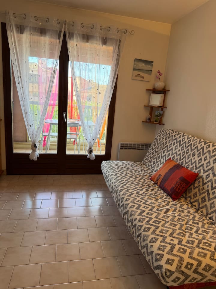 Studio Sanary, Parking Privée Et Piscine - Sanary-sur-Mer