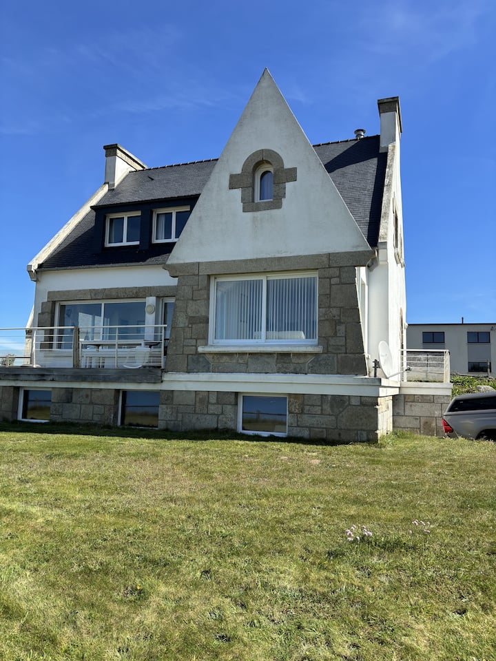 Maison De Plage Pieds Dans L Eau - Plouescat