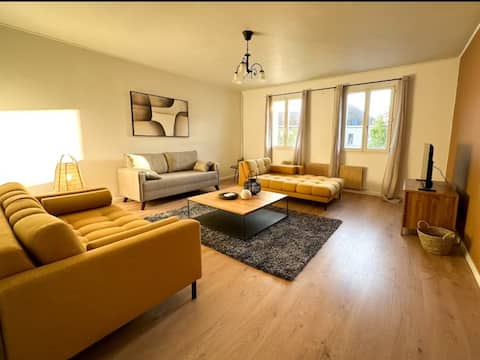 Top Airbnb: Apartment in Béthune between the train station and the city center in Béthune