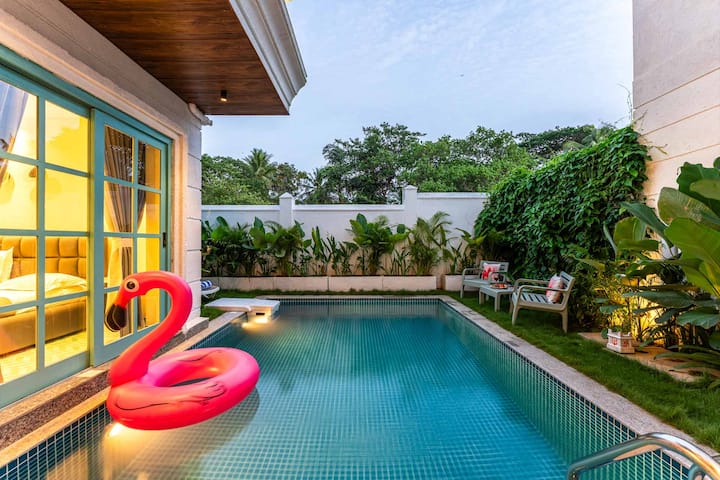 Stayvista At Villa Amoraa W/ Rooftop Jacuzzi - Goa