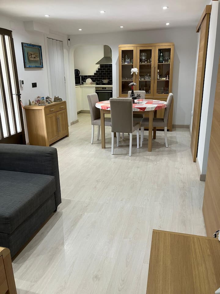 Appartamento Piano Inferiore Di Una Villa Privata - Benitachell
