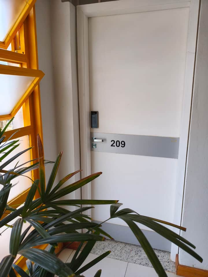Apartamento Completo Em Frente A Rodoviária, 209. - Uberaba