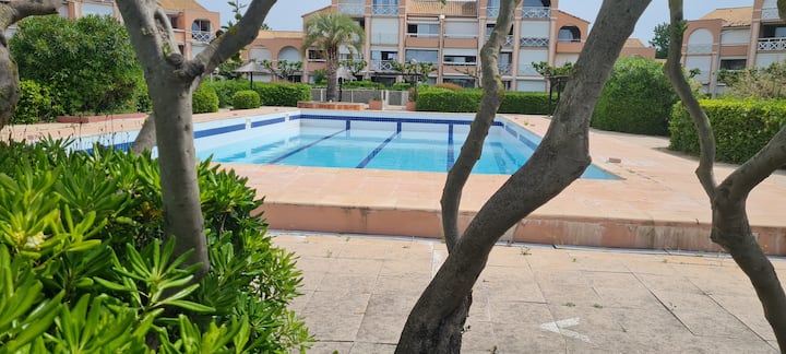 Appartement Avec Terrasse & Piscine - Carnon