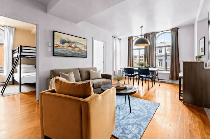 Nova - 2br Boutique Suite On Boul St-laurent - Montreal