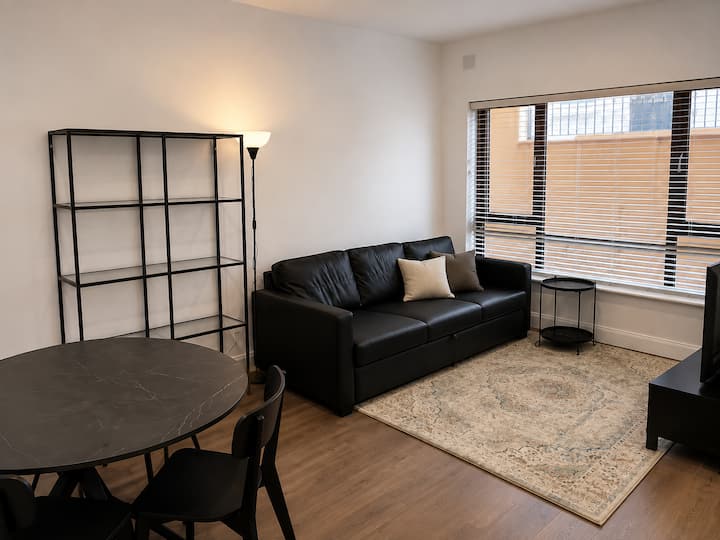 Modern Apartment In Clifden Town Centre Sleeps 4 - Clifden