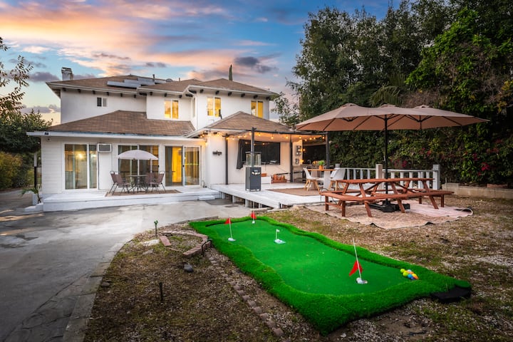 Family-friendly 6br Escape With Bbq & Outdoor Fun - Los Angeles, CA