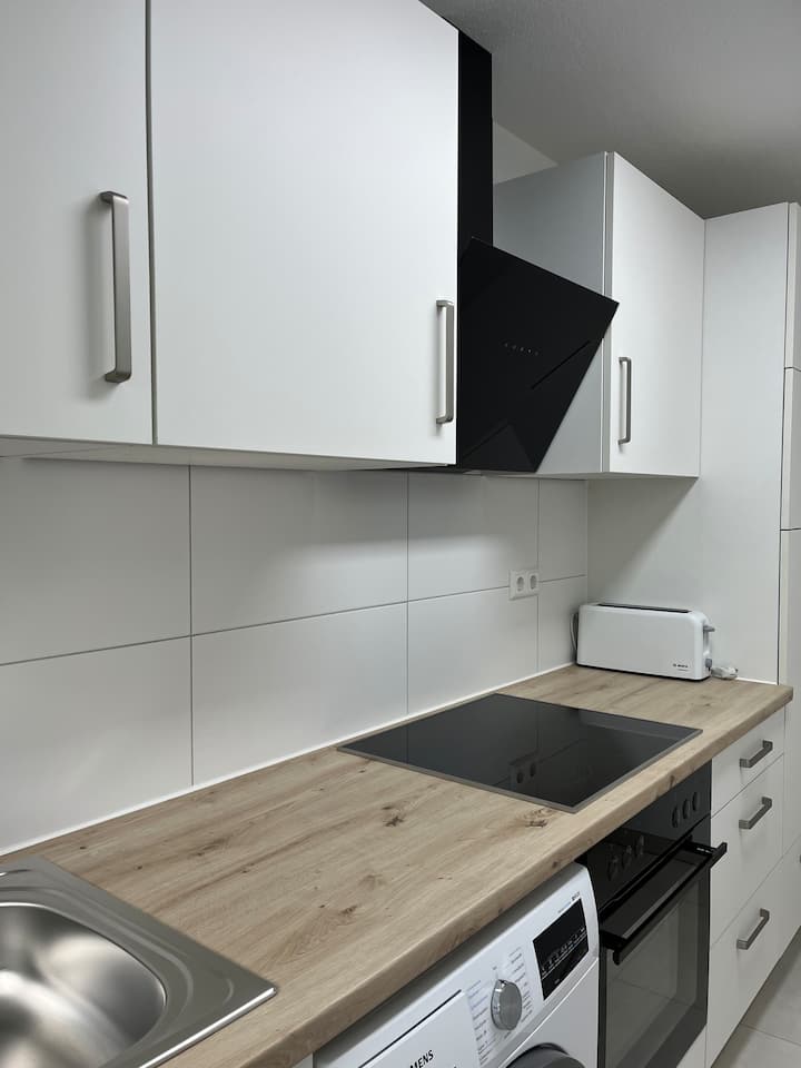 Modernes Apartment Am Fuße Des Georgenbergs - Reutlingen