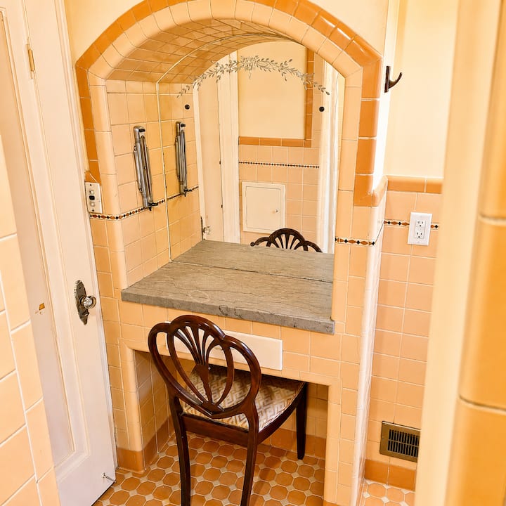 A Supreme Stay At Florence Ballard's House - Detroit, MI
