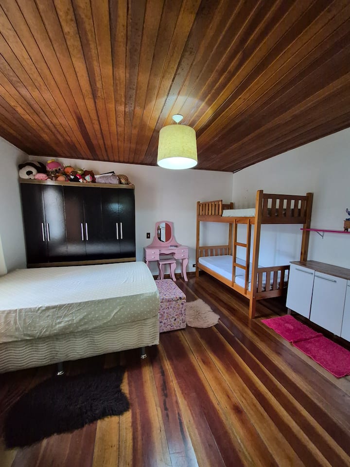 Dhomë gjumi 1