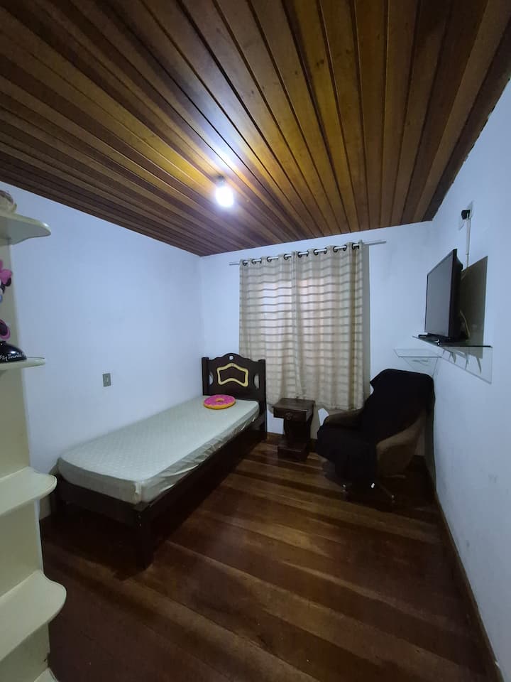 Dhomë gjumi 2