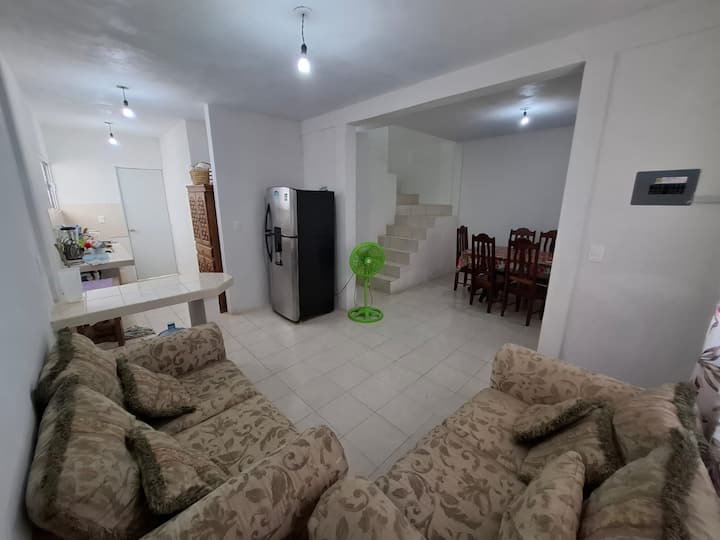 Amplio, Fresco Y Cómodo Alojamiento En Chetumal - Corozal, Belize