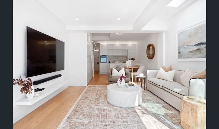 Modern 3bdr House | Ac, Courtyard, Prime Location - Moore Park