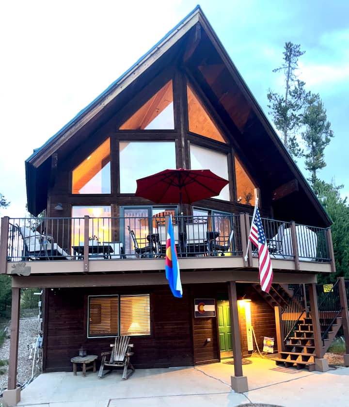 'The Grand Retreat' Exquisite Family Cabin - Grand Lake, CO