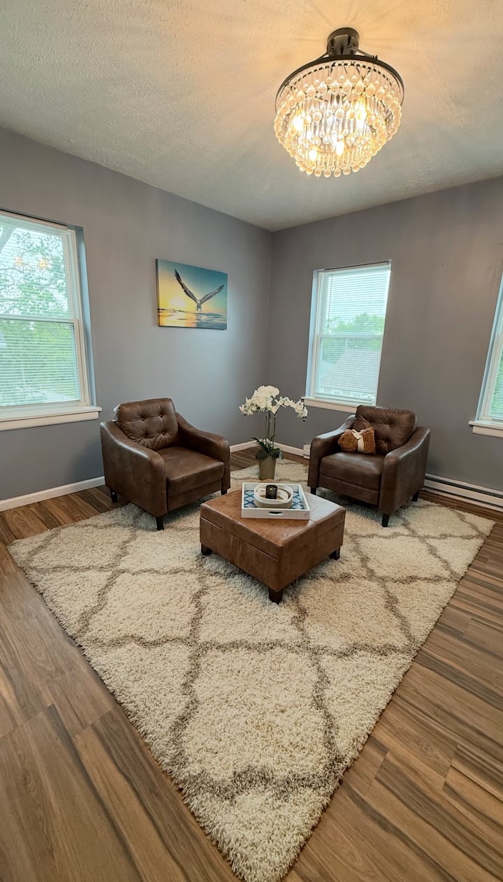 Cozy 1 Bedroom Apartment Near Downtown - Lafayette, IN