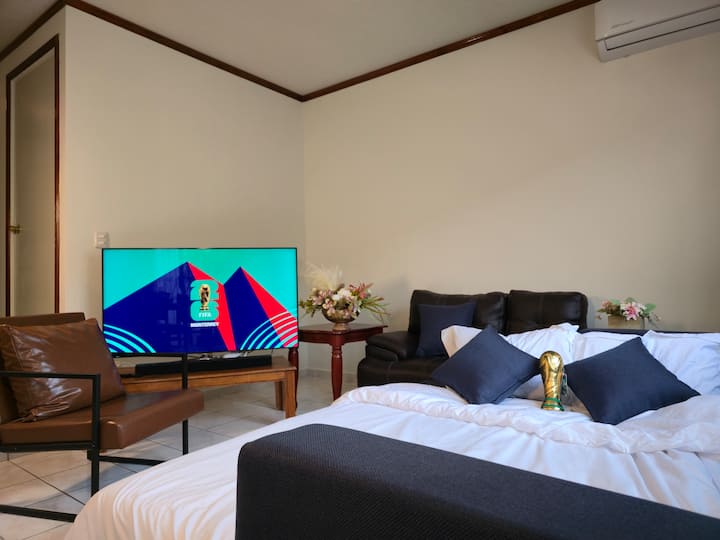 Ample 3br King Next To Stadium & Parque Del Agua - Monterrey