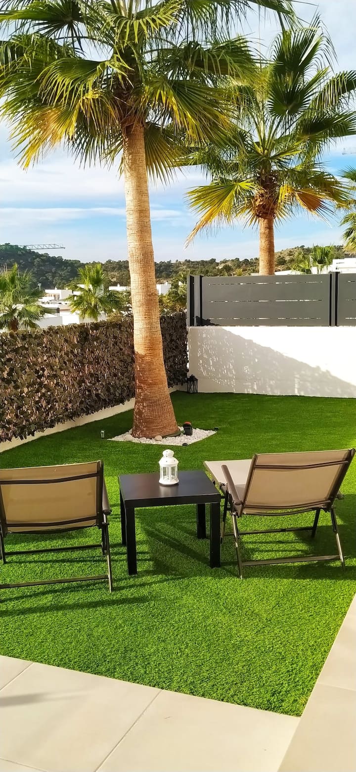 Apartamento Familiar Con Piscina En Alicante - Finestrat