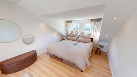 Popular Airbnb listing: Apartment Konraths Mosel Chalet (54qm) in Bernkastel Kues