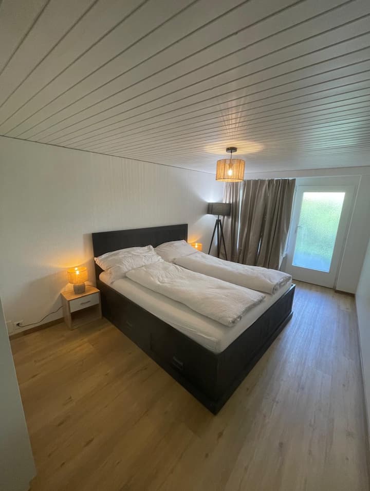 Hotel Milan - Standard Double Room Nr1 - Interlaken