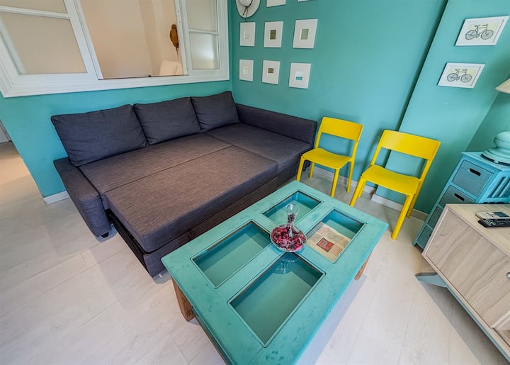 Sebule/Sofa ya Kitanda