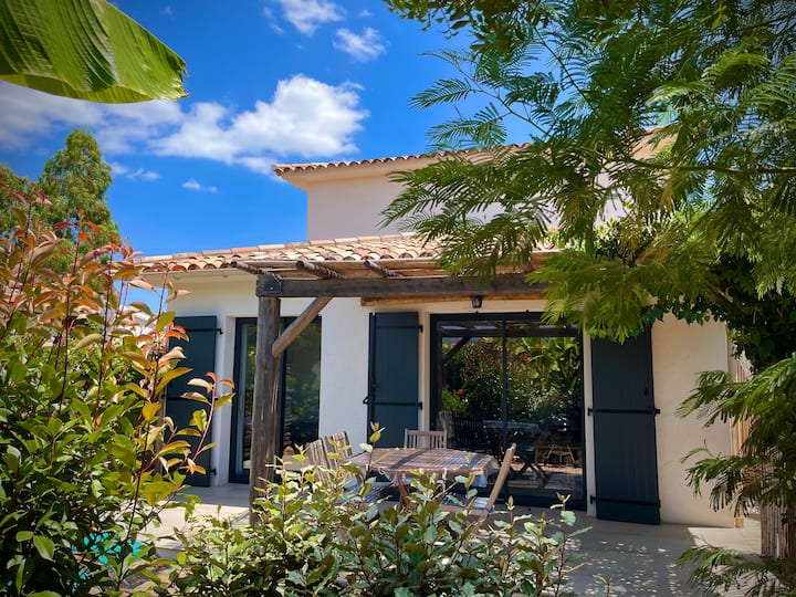 Casetta Forana : Charme Et Terrasse Ombragée - Lecci