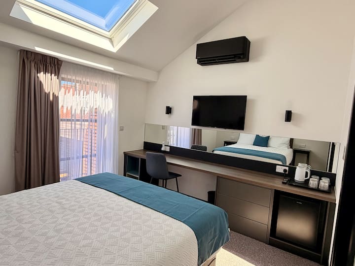 Cosy, Courtyard, A/c, Studio 03, Woolton Village. - イギリス リバプール