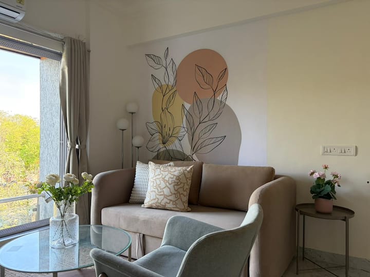 Stylish Designer 1bhk Near Dolphin Aquarium - Mumbai