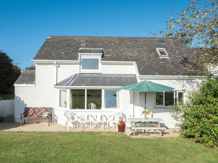 Y Bwthyn, Cardigan - Cardigan