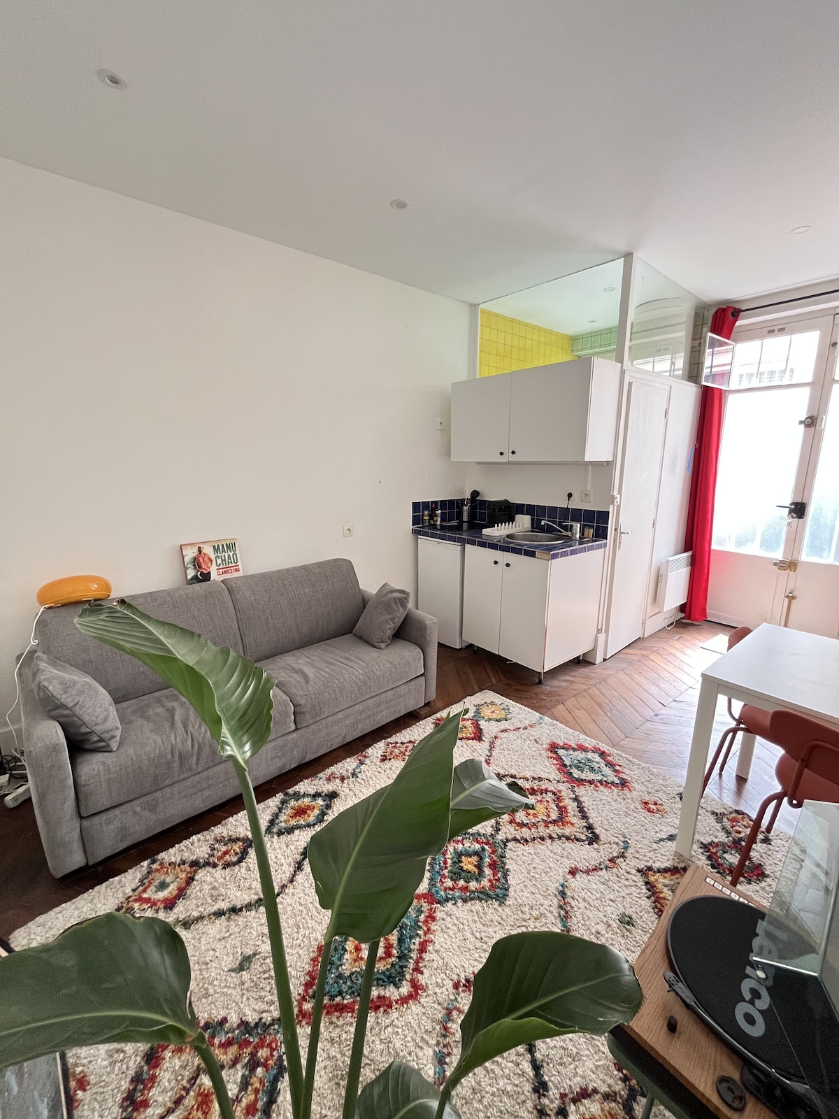 Charmant Studio Parisien Panth on Quartier Latin Appartements charmant-studio-parisien-panth-on-quartier-latin-appartements