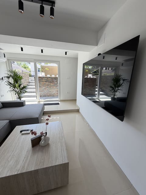 Successful Airbnb property: Ana Deluxe Apartment in Radovljica