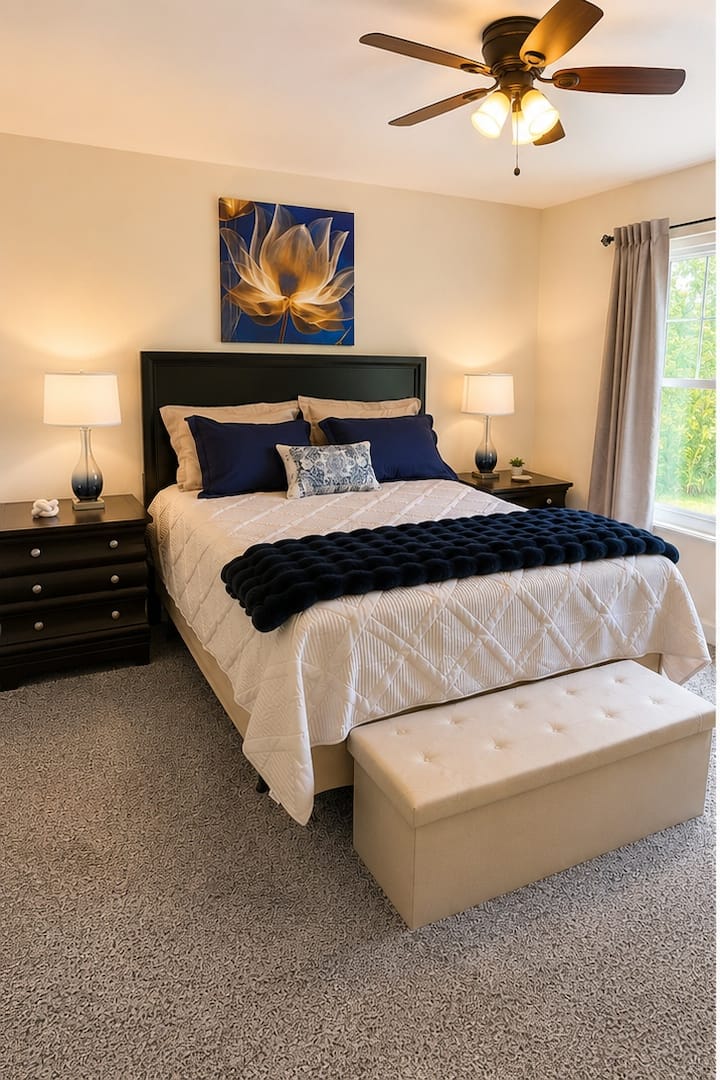 Private Suite W/ Kitchenette & Private Patio - Deltona, FL