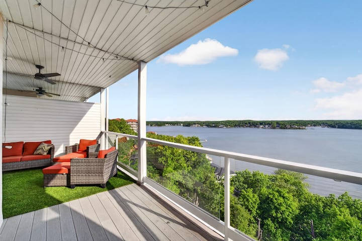 Emerald Bay 56 - 2 Bdrm Breathtaking Views! - Lake Ozark, MO
