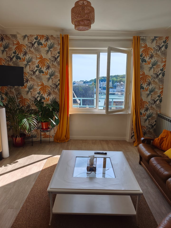 Appartement : Vue De La Baie D'audierne - Audierne