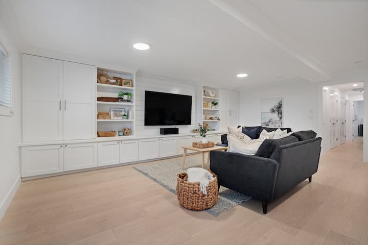 Modern Coastal Retreat - 白石