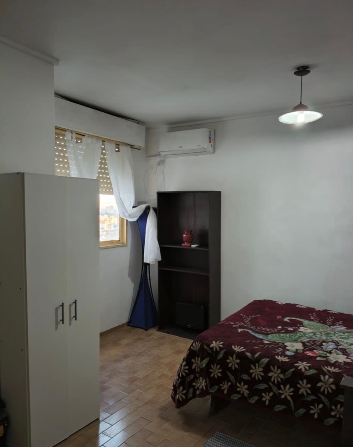 Estudio con aire acondicionado