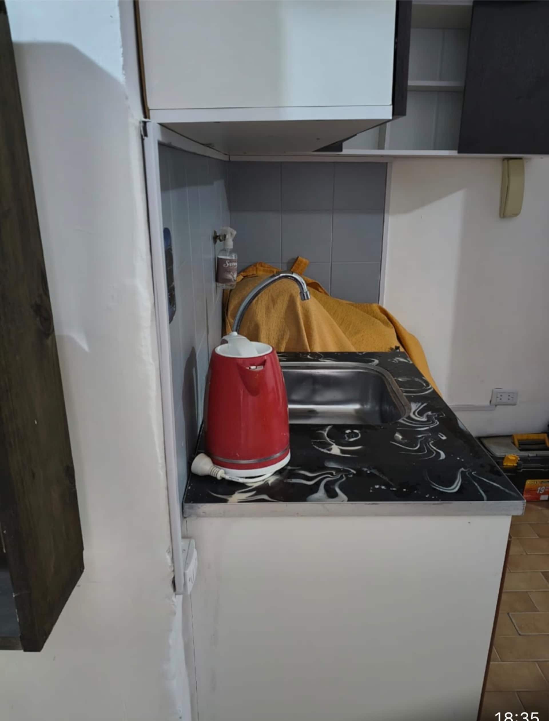 Estúdio com kitchenette
