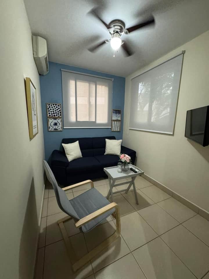 Small Apt, Fully Equipped. Refer To Energy Policy. - Managua