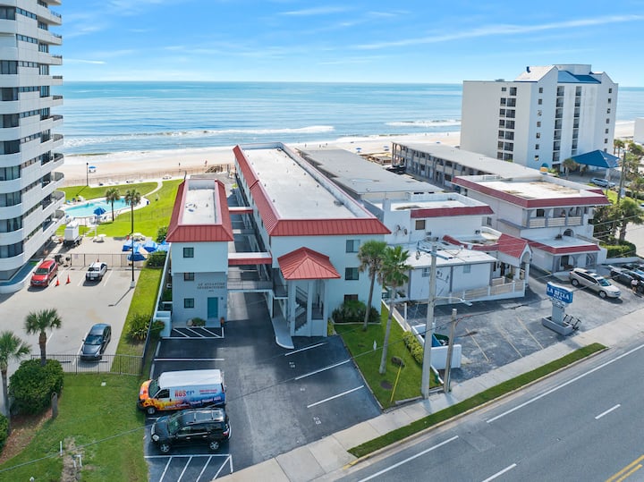 Honu Hideaway - Family Friendly Condo W/ Pool! - Daytona Beach, FL