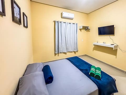 Airbnb em destaque: Apartment 03 with Wi-Fi I A/C, 5 min. from the center em Imperatriz
