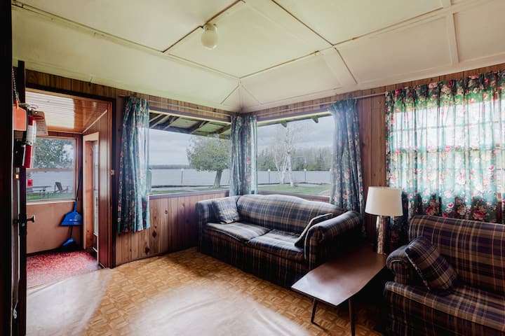 Stunning Lakeview 2-bdrm Cabin On Balsam Lake #02 - Kawartha Lakes
