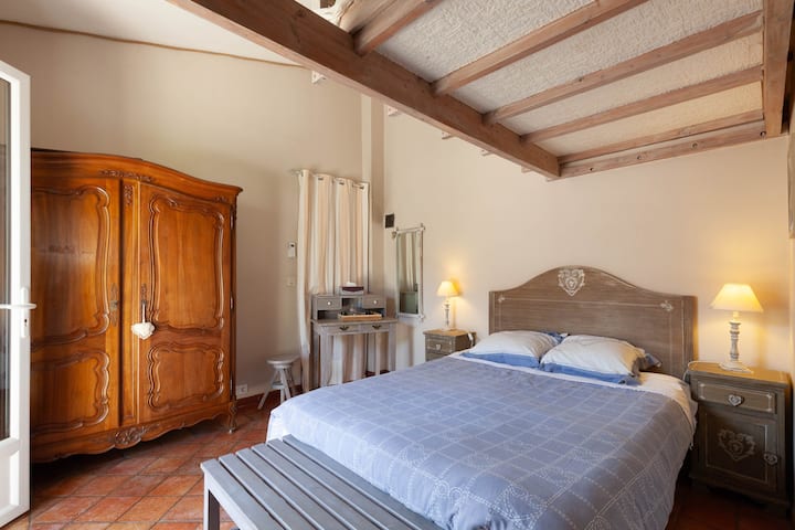 Chambre D'hôtes Les 5 Calanques - Marignane